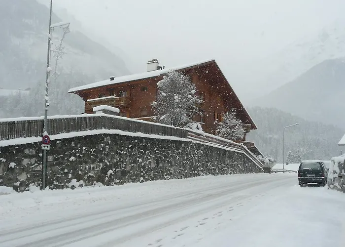 Celine 9, Champery